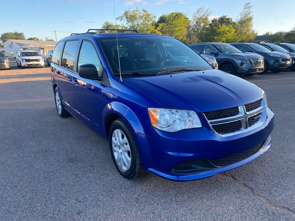 Dodge Caravan SXT Stow N Go | 7-Pass | Cam | USB | Bluetooth 2019 à Amherst, Nouvelle-Écosse - 11 - w1024h768px