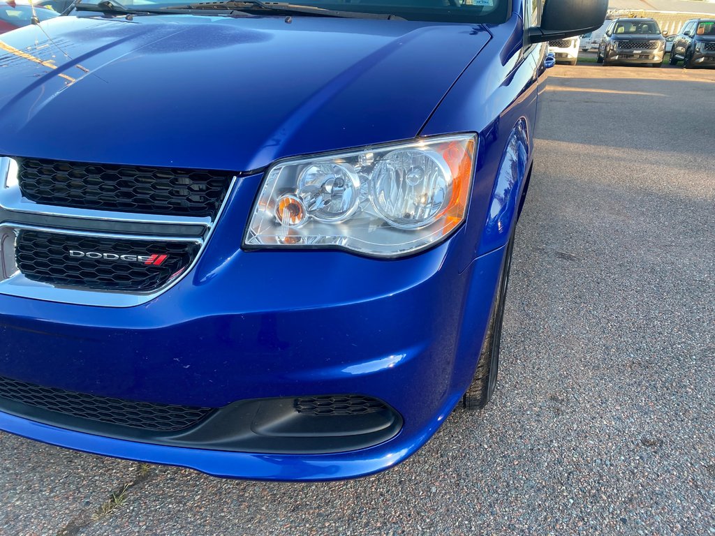 Dodge Caravan SXT Stow N Go | 7-Pass | Cam | USB | Bluetooth 2019 à Amherst, Nouvelle-Écosse - 14 - w1024h768px