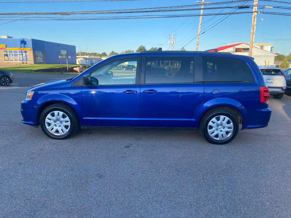 Dodge Caravan SXT Stow N Go | 7-Pass | Cam | USB | Bluetooth 2019 à Amherst, Nouvelle-Écosse - 6 - w1024h768px
