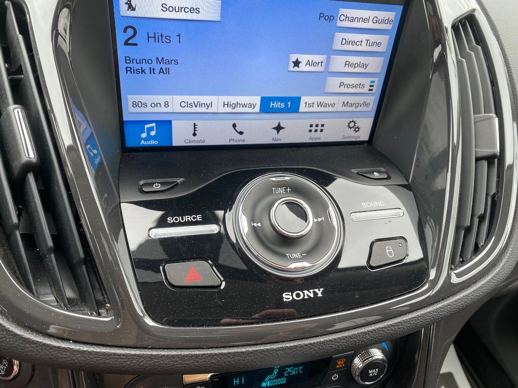 2016 Ford Escape Titanium | Leather | SunRoof | PwrHatch | Cam | XM in Amherst, Nova Scotia - 34 - w1024h768px