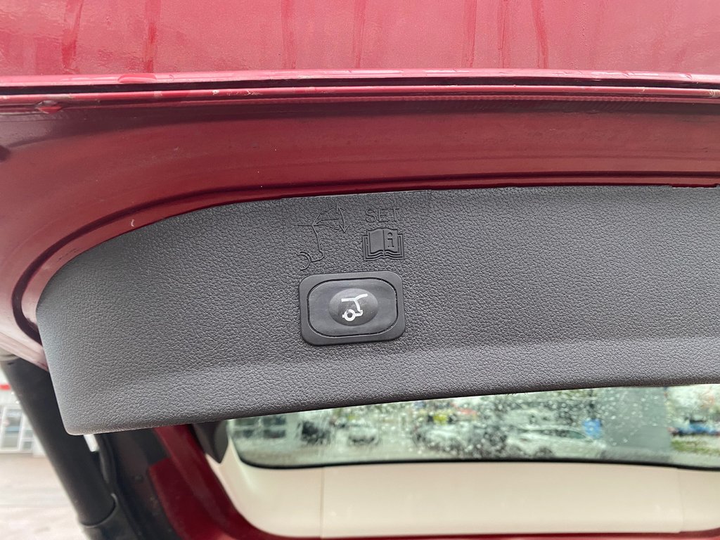 2016 Ford Escape Titanium in Hebbville, Nova Scotia - 18 - w1024h768px