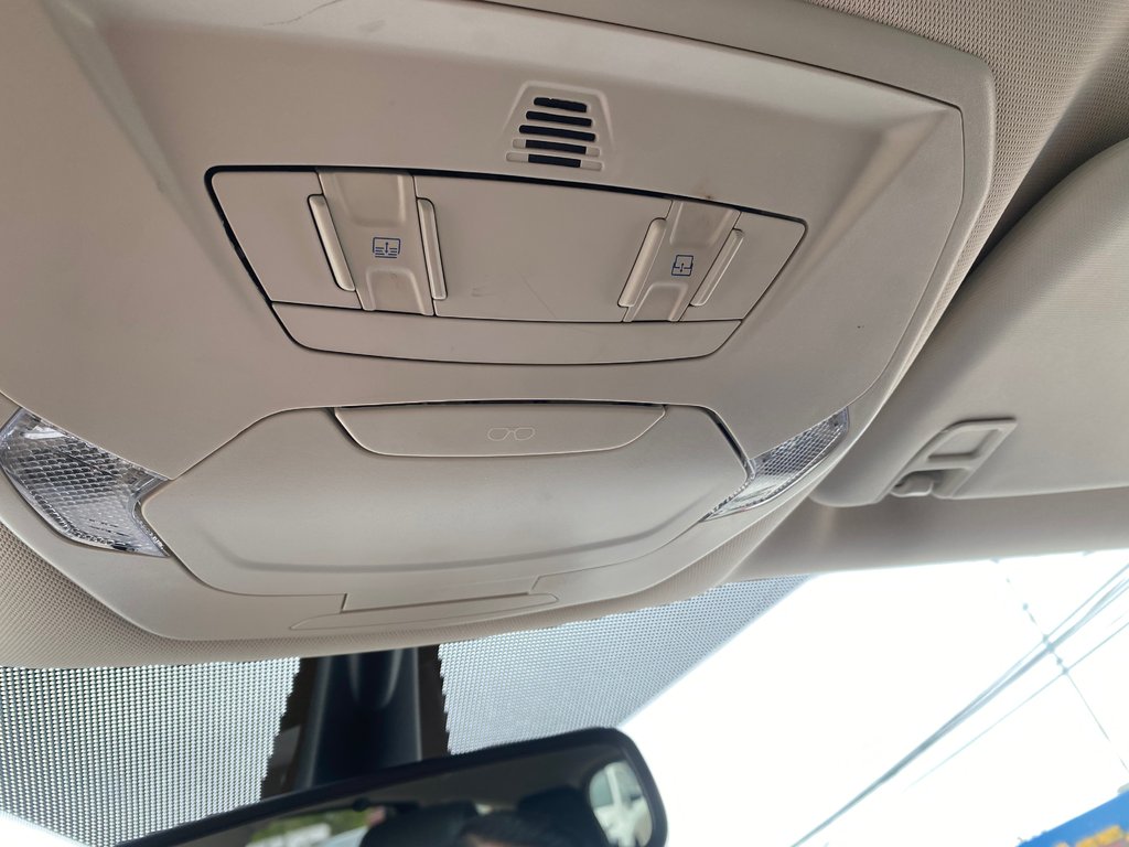 2016 Ford Escape Titanium | Leather | SunRoof | PwrHatch | Cam | XM in Amherst, Nova Scotia - 43 - w1024h768px