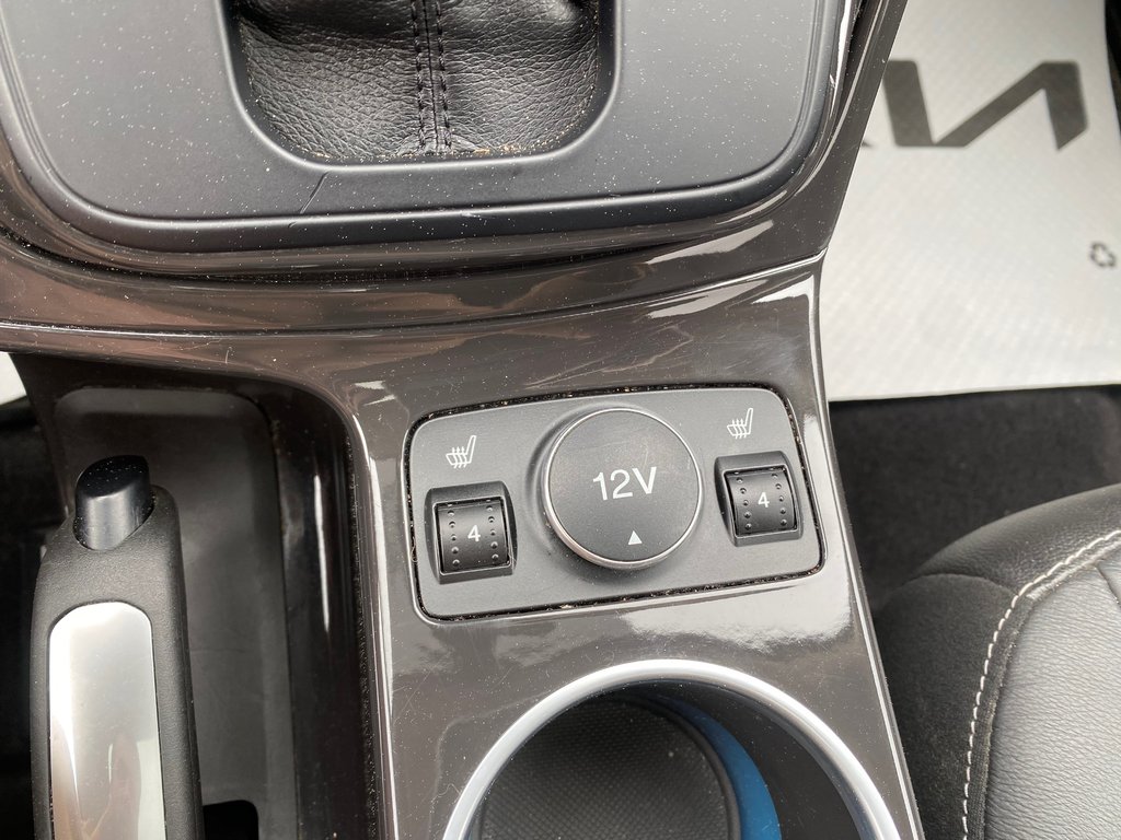 2016 Ford Escape Titanium | Leather | SunRoof | PwrHatch | Cam | XM in Amherst, Nova Scotia - 37 - w1024h768px
