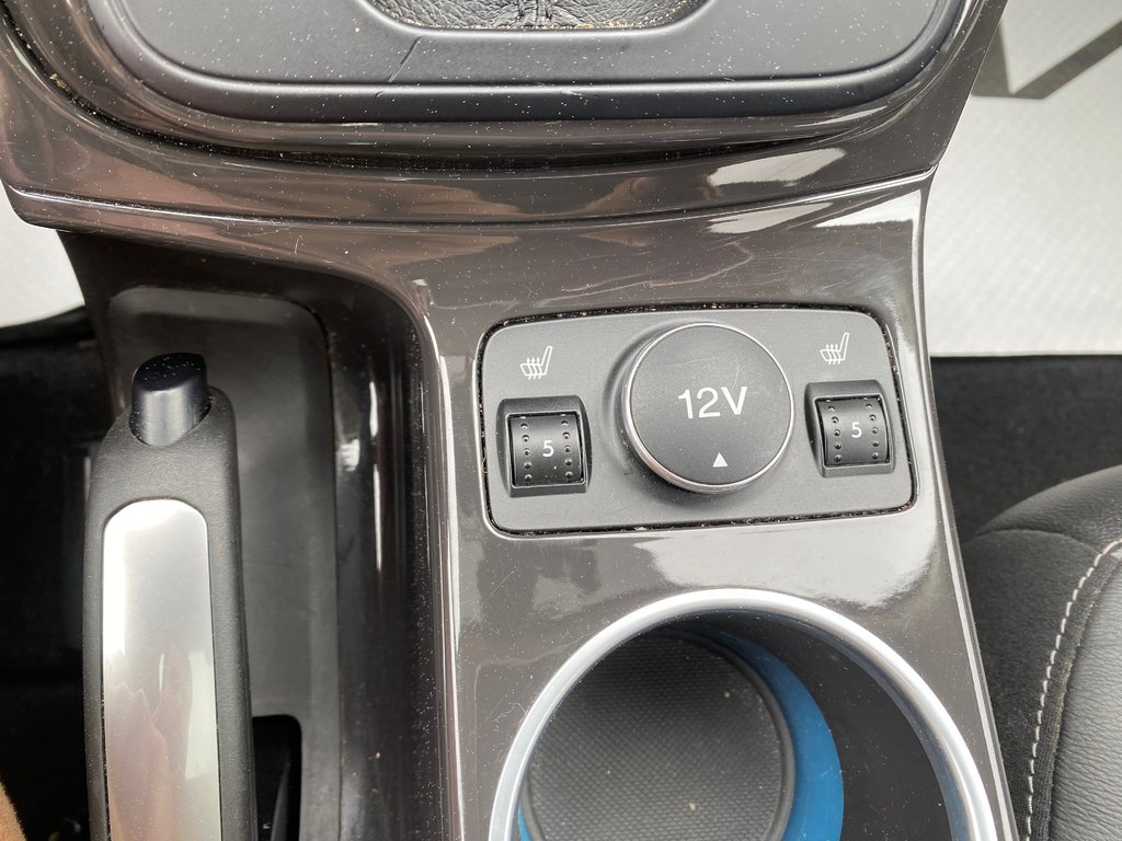 2016 Ford Escape Titanium | Leather | SunRoof | PwrHatch | Cam | XM in Amherst, Nova Scotia - 36 - w1024h768px