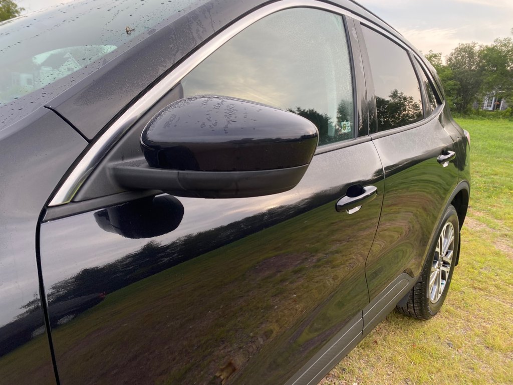 2021 Ford ESCAPE SEL | Cam | USB | HtdSeats | Bluetooth | Keyless in Amherst, Nova Scotia - 21 - w1024h768px