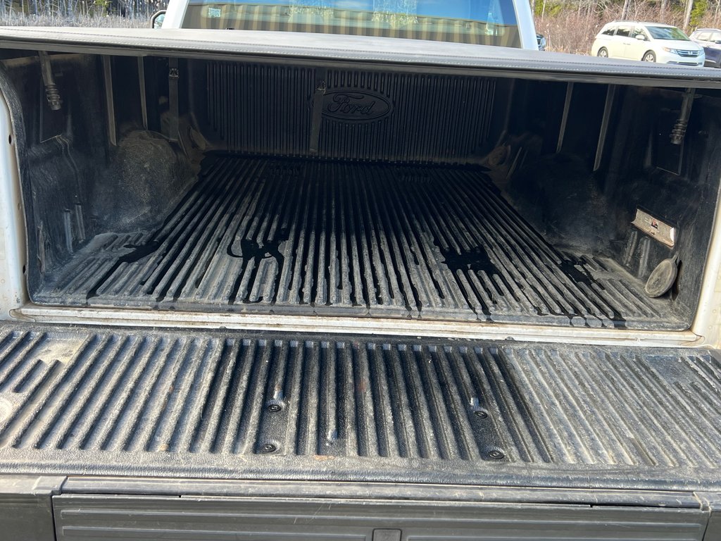 2017 Ford F-150 XL | V6 | 8ftBox | AM/FM | A/C | TowPkg in Hebbville, Nova Scotia - 52 - w1024h768px