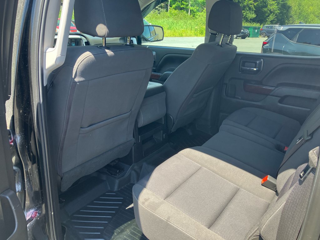 GMC Sierra 1500 SLE | Cam | USB | HtdSeats | Bluetooth | Keyless 2018 à Amherst, Nouvelle-Écosse - 18 - w1024h768px