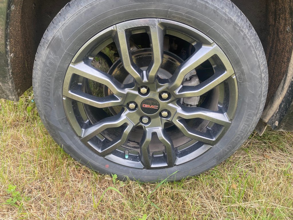 2023 GMC TERRAIN DENALI in Amherst, Nova Scotia - 9 - w1024h768px