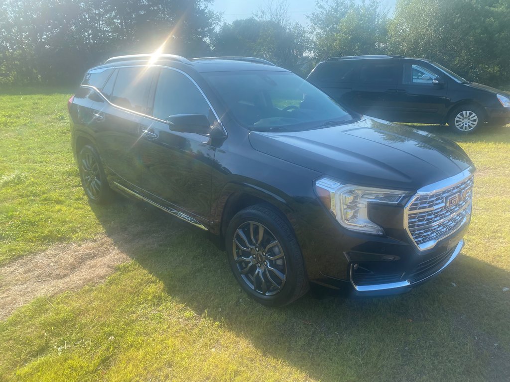 2023 GMC TERRAIN Denali | Leather | SunRoof | XM | Warranty to 2028 in Amherst, Nova Scotia - 12 - w1024h768px