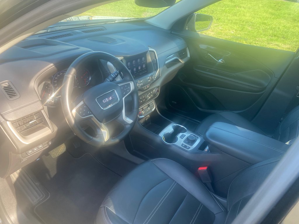 2023 GMC TERRAIN Denali | Leather | SunRoof | XM | Warranty to 2028 in Amherst, Nova Scotia - 32 - w1024h768px