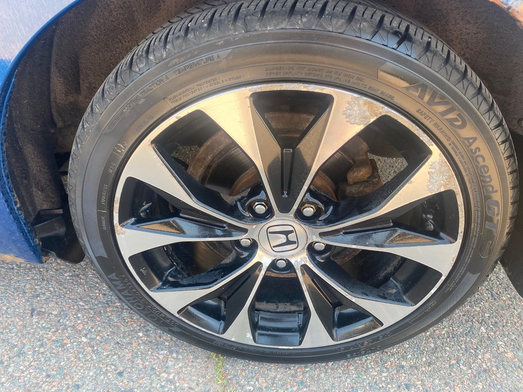 2013 Honda Civic SI | 6-Spd | SunRoof | 201hp | Cam | Nav | USB in Amherst, Nova Scotia - 18 - w1024h768px