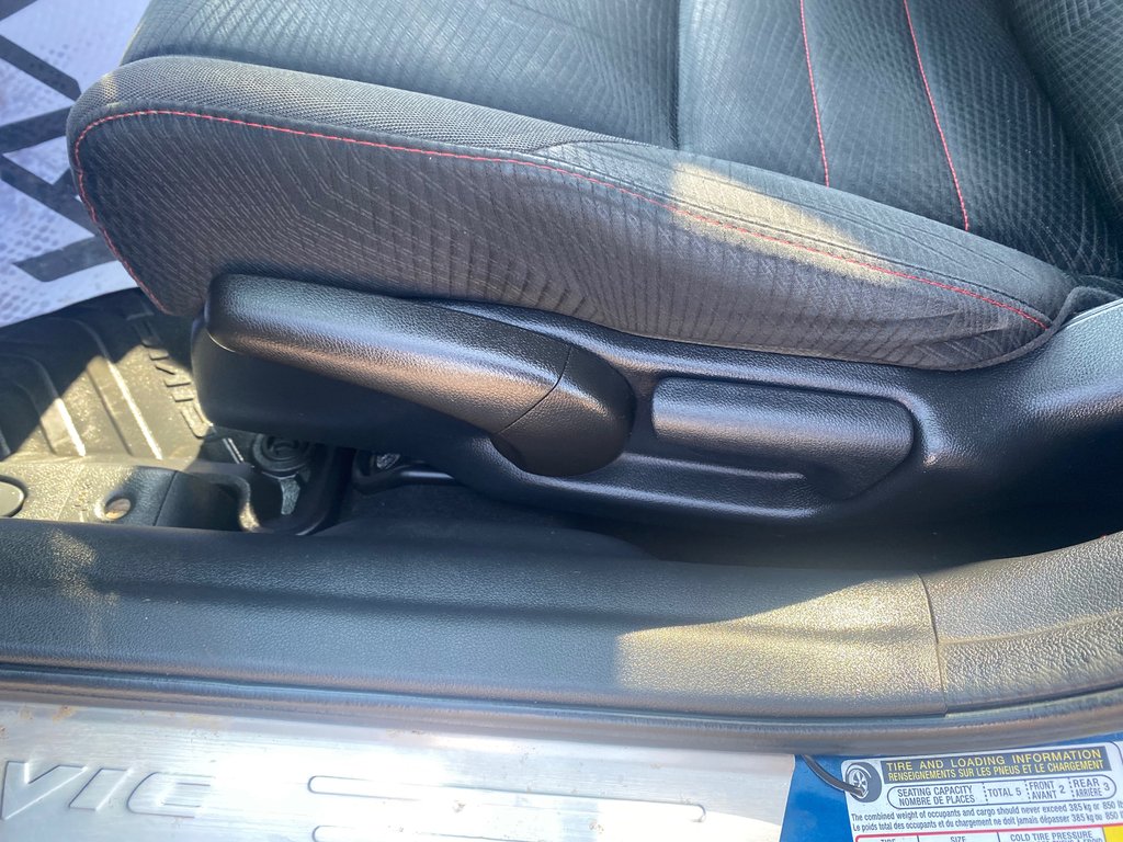 2013 Honda Civic SI | 6-Spd | SunRoof | 201hp | Cam | Nav | USB in Amherst, Nova Scotia - 35 - w1024h768px