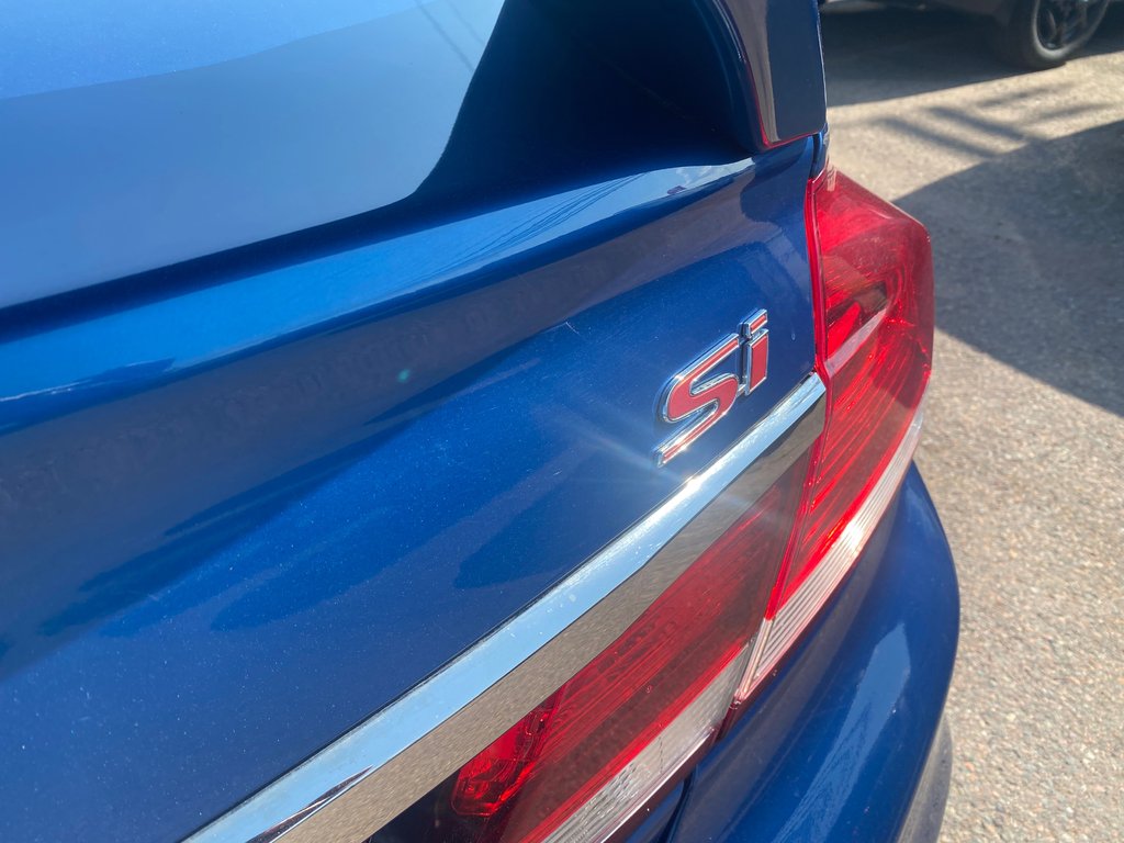 2013 Honda Civic SI | 6-Spd | SunRoof | 201hp | Cam | Nav | USB in Amherst, Nova Scotia - 29 - w1024h768px