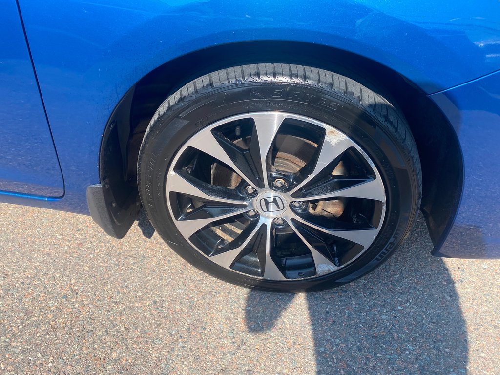 2013 Honda Civic SI | 6-Spd | SunRoof | 201hp | Cam | Nav | USB in Amherst, Nova Scotia - 20 - w1024h768px