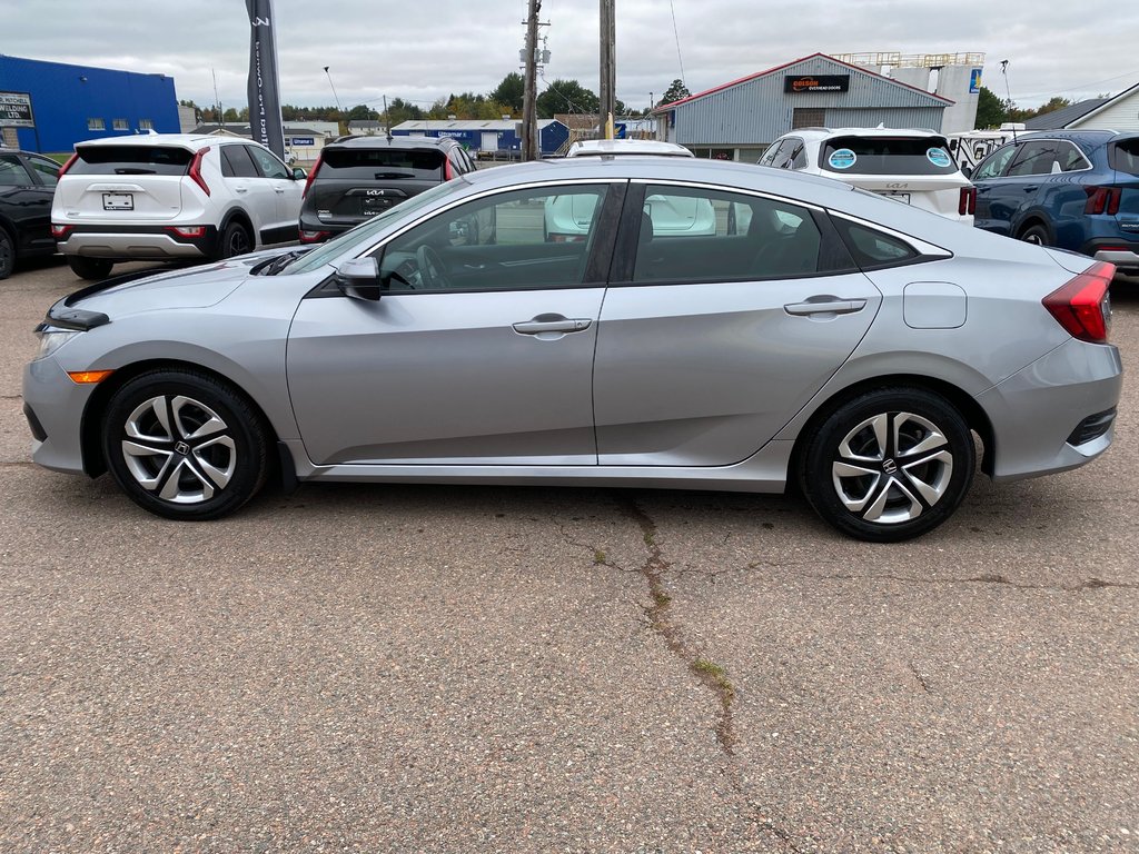 2018 Honda Civic LX | Cam | USB | HtdSeats | Bluetooth | Keyless in Hebbville, Nova Scotia - 4 - w1024h768px