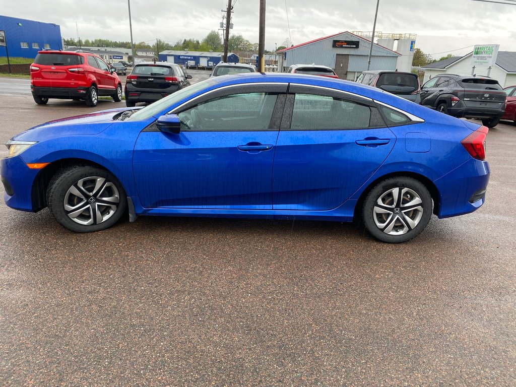 Honda Civic LX | Cam | USB | HtdSeats | Bluetooth | Keyless 2017 à Hebbville, Nouvelle-Écosse - 6 - w1024h768px