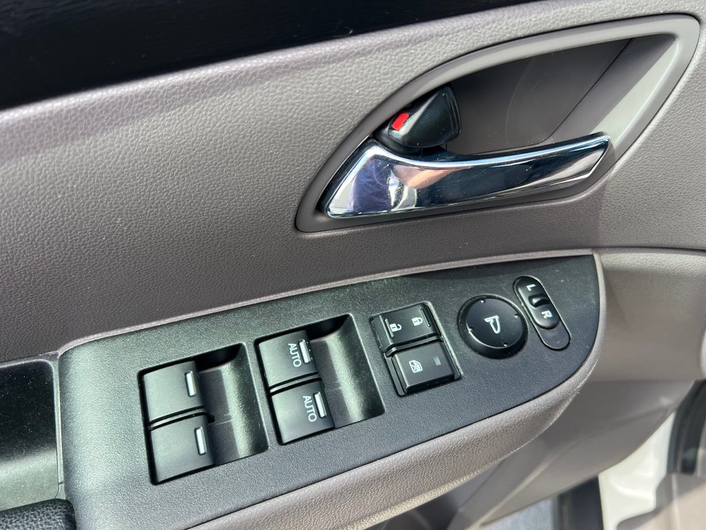 2016 Honda Odyssey EX | Cam | 8-Pass | USB | PwrDoors | Bluetooth in Amherst, Nova Scotia - 25 - w1024h768px