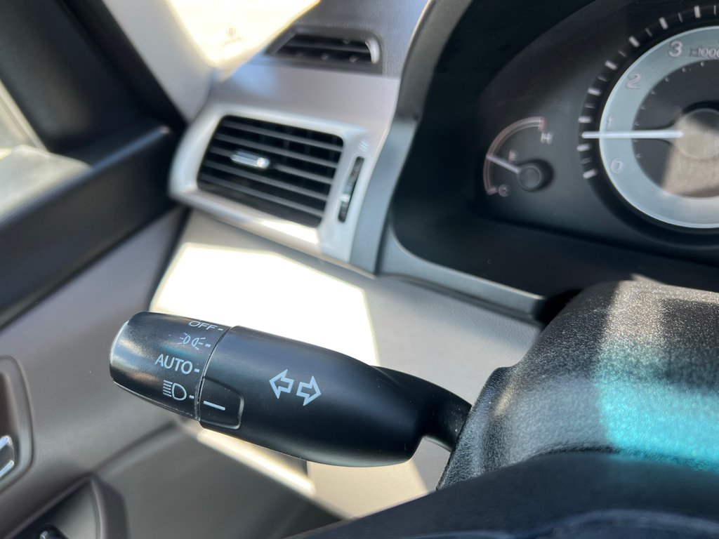 2016 Honda Odyssey EX | Cam | 8-Pass | USB | PwrDoors | Bluetooth in Amherst, Nova Scotia - 32 - w1024h768px