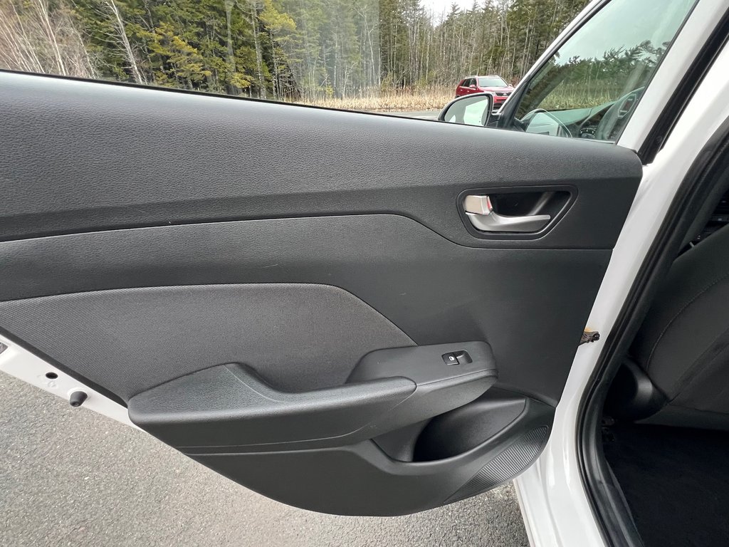 Hyundai Accent GL | Cam| USB | HtdSeats | Bluetooth | Keyless 2018 à Amherst, Nouvelle-Écosse - 46 - w1024h768px