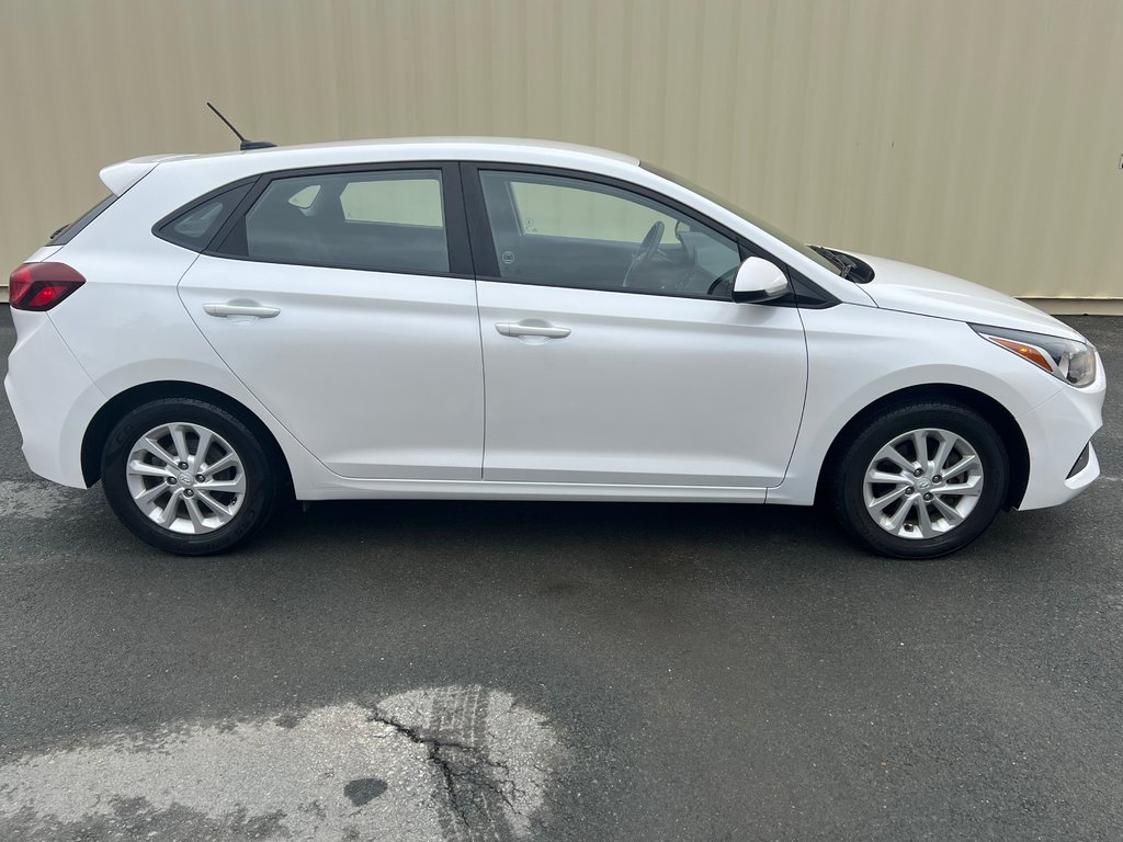 Hyundai Accent GL | Cam| USB | HtdSeats | Bluetooth | Keyless 2018 à Amherst, Nouvelle-Écosse - 2 - w1024h768px