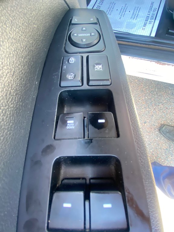 2020 Hyundai ELANTRA Essential | Cam | USB | HtdSeats | Bluetooth in Amherst, Nova Scotia - 23 - w1024h768px