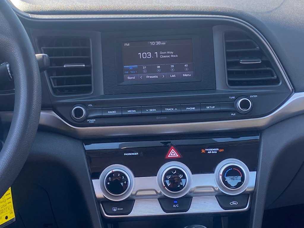 2020 Hyundai ELANTRA Essential | Cam | USB | HtdSeats | Bluetooth in Amherst, Nova Scotia - 20 - w1024h768px