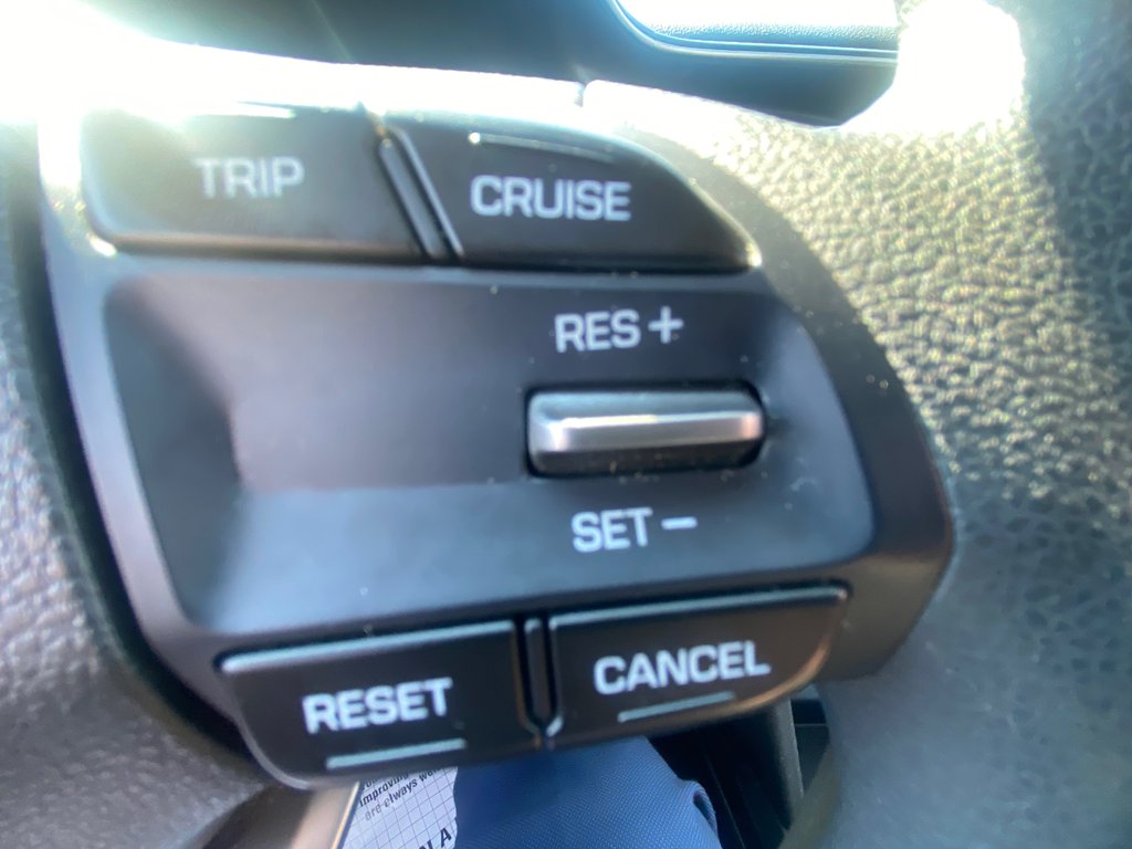 2020 Hyundai ELANTRA Essential | Cam | USB | HtdSeats | Bluetooth in Amherst, Nova Scotia - 27 - w1024h768px