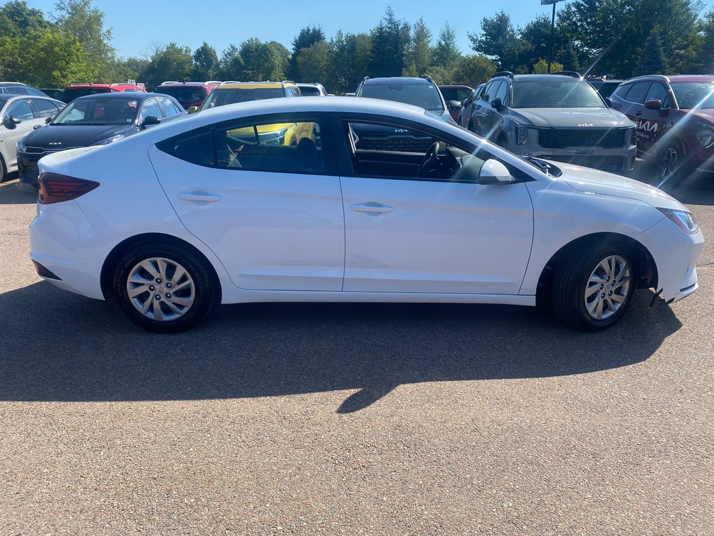2020 Hyundai ELANTRA Essential | Cam | USB | HtdSeats | Bluetooth in Amherst, Nova Scotia - 9 - w1024h768px