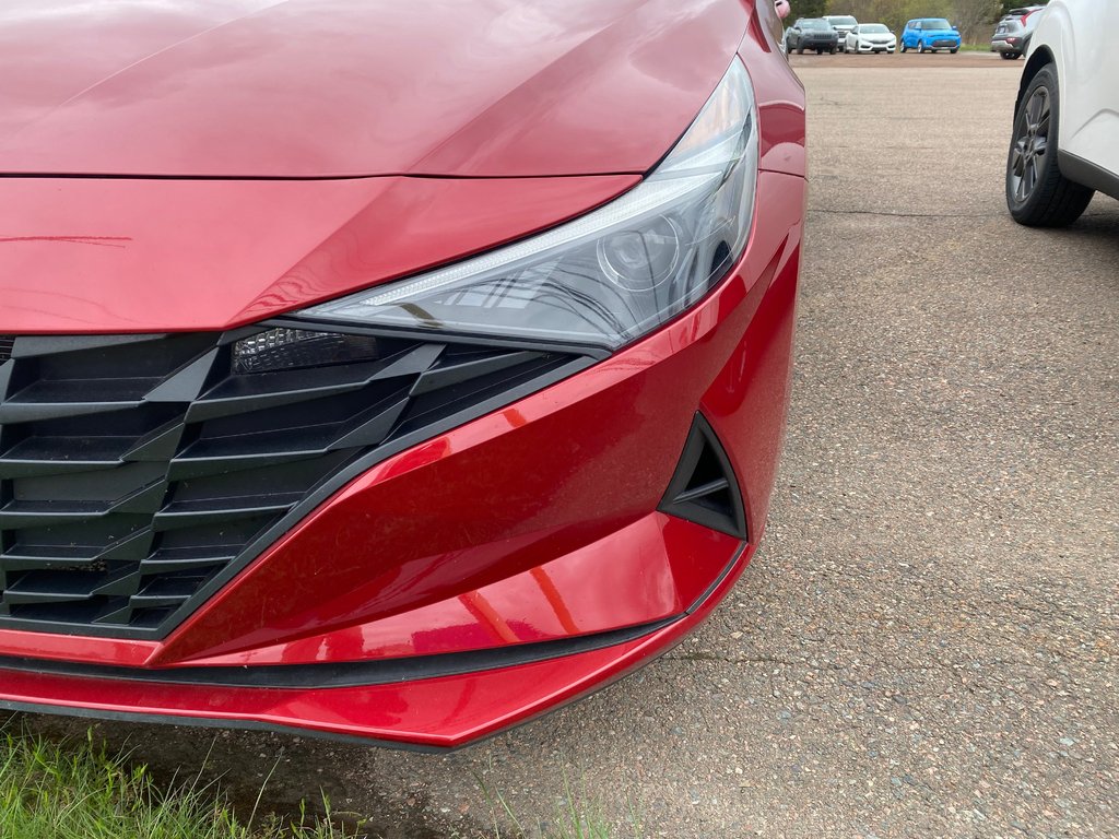 2023 Hyundai Elantra Preferred | Cam | USB | HtdSeat | Warranty to 2028 in Amherst, Nova Scotia - 11 - w1024h768px