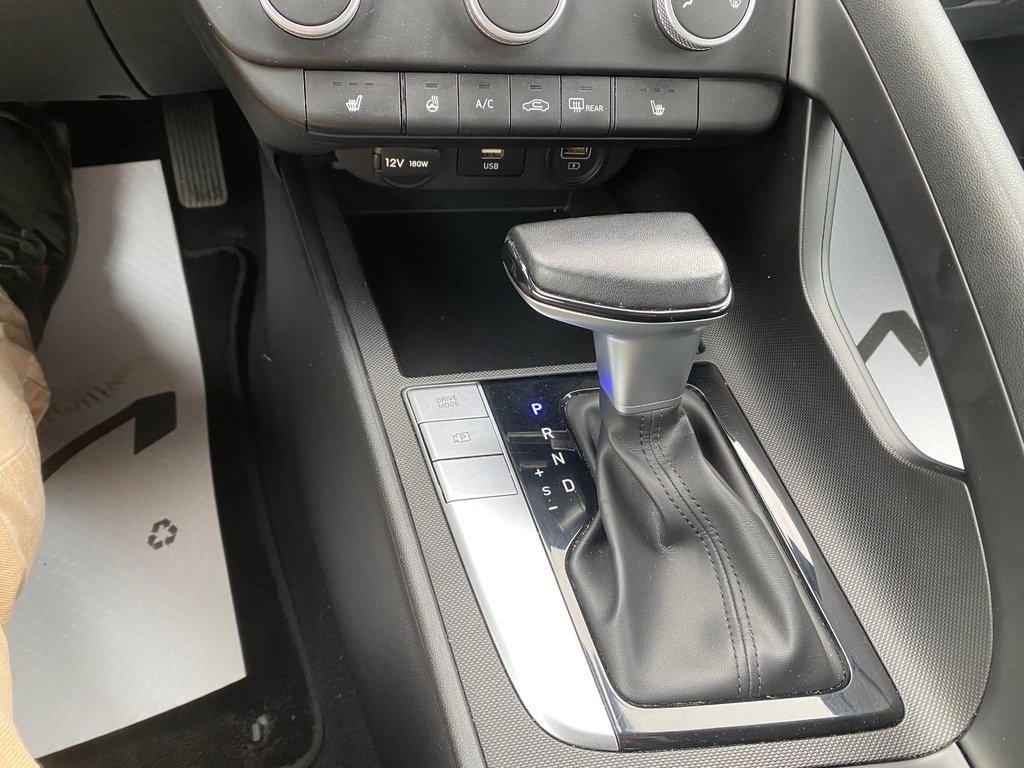 2023 Hyundai Elantra Preferred | Cam | USB | HtdSeat | Warranty to 2028 in Amherst, Nova Scotia - 33 - w1024h768px