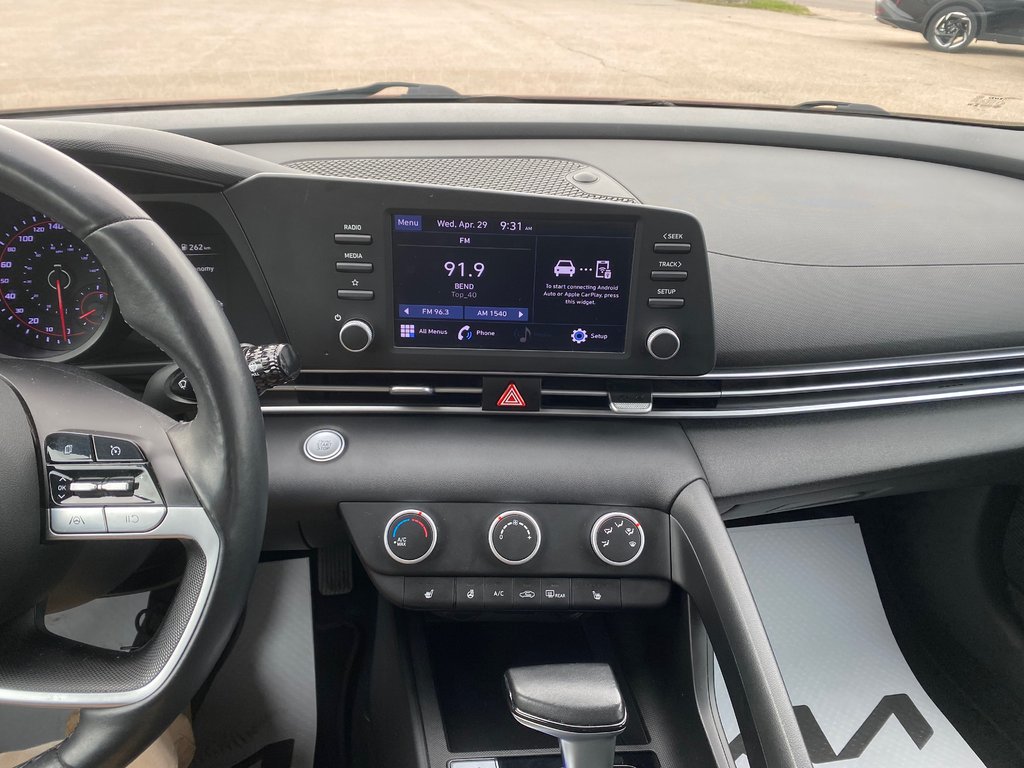 2023 Hyundai Elantra Preferred | Cam | USB | HtdSeat | Warranty to 2028 in Amherst, Nova Scotia - 28 - w1024h768px