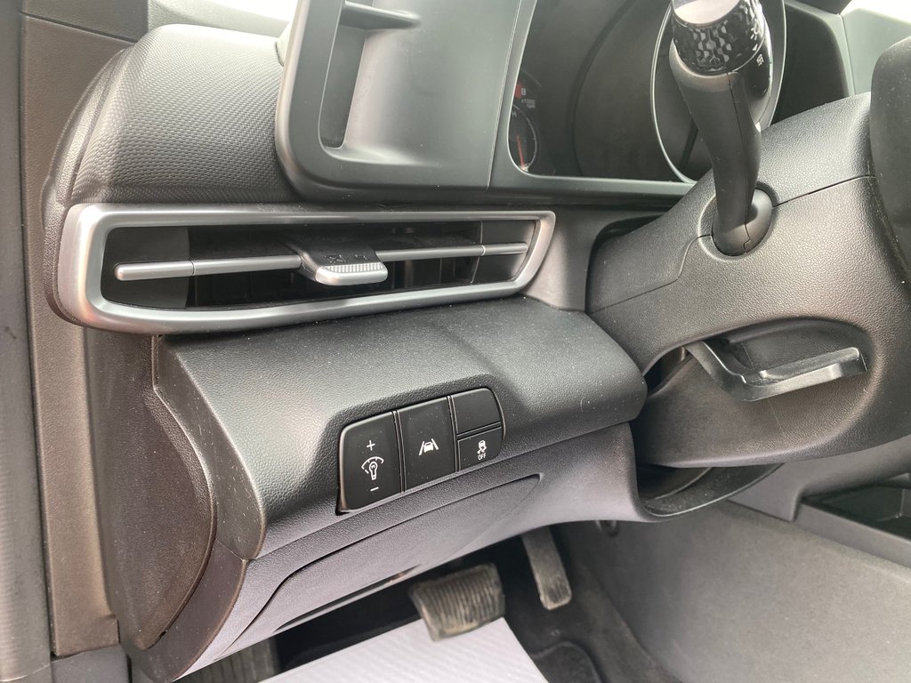 2023 Hyundai Elantra Preferred | Cam | USB | HtdSeat | Warranty to 2028 in Amherst, Nova Scotia - 23 - w1024h768px