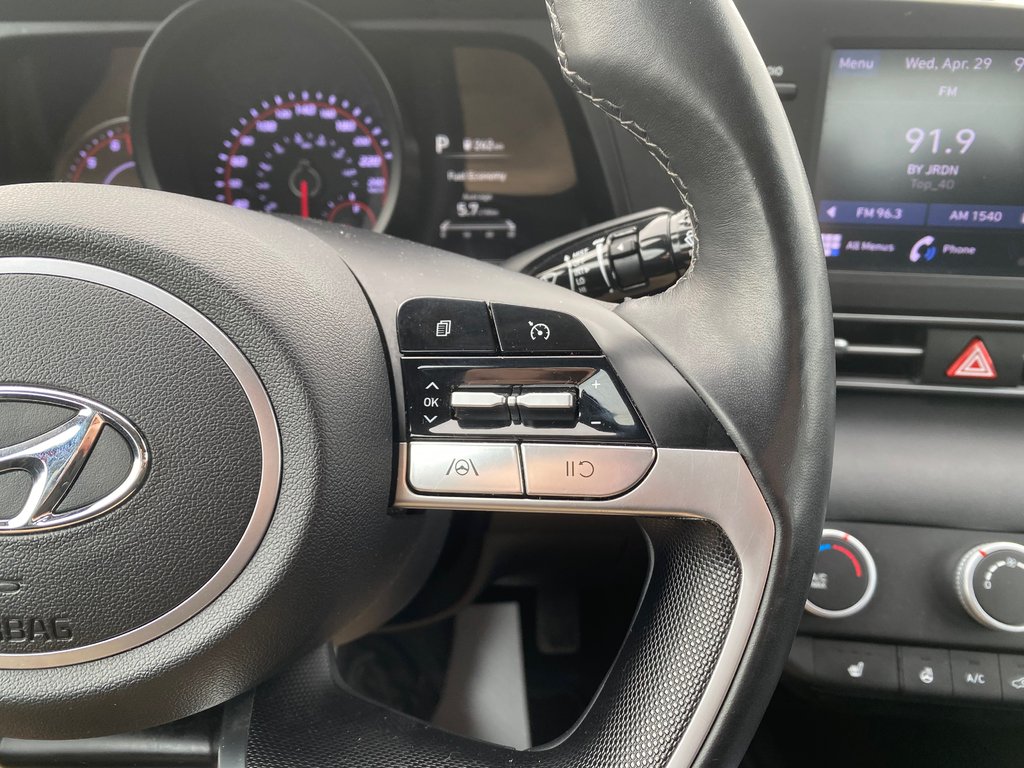 2023 Hyundai Elantra Preferred | Cam | USB | HtdSeat | Warranty to 2028 in Amherst, Nova Scotia - 27 - w1024h768px