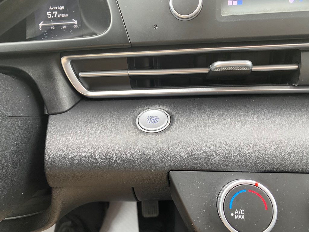 2023 Hyundai Elantra Preferred | Cam | USB | HtdSeat | Warranty to 2028 in Amherst, Nova Scotia - 39 - w1024h768px