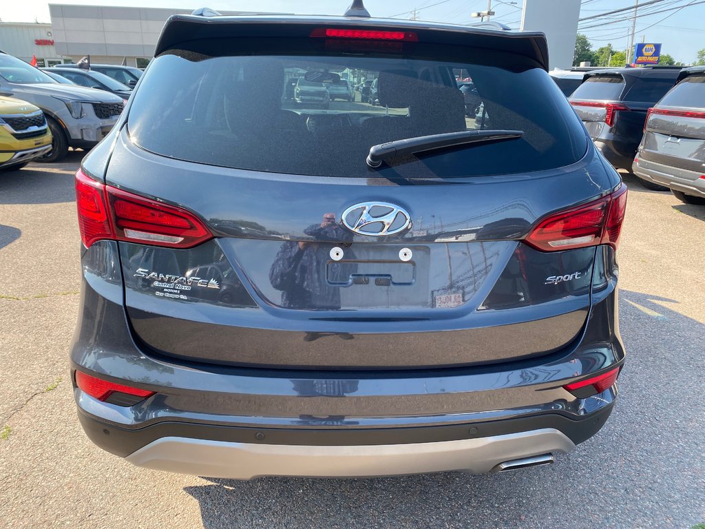 2017 Hyundai Santa Fe Sport Premium in Amherst, Nova Scotia - 6 - w1024h768px