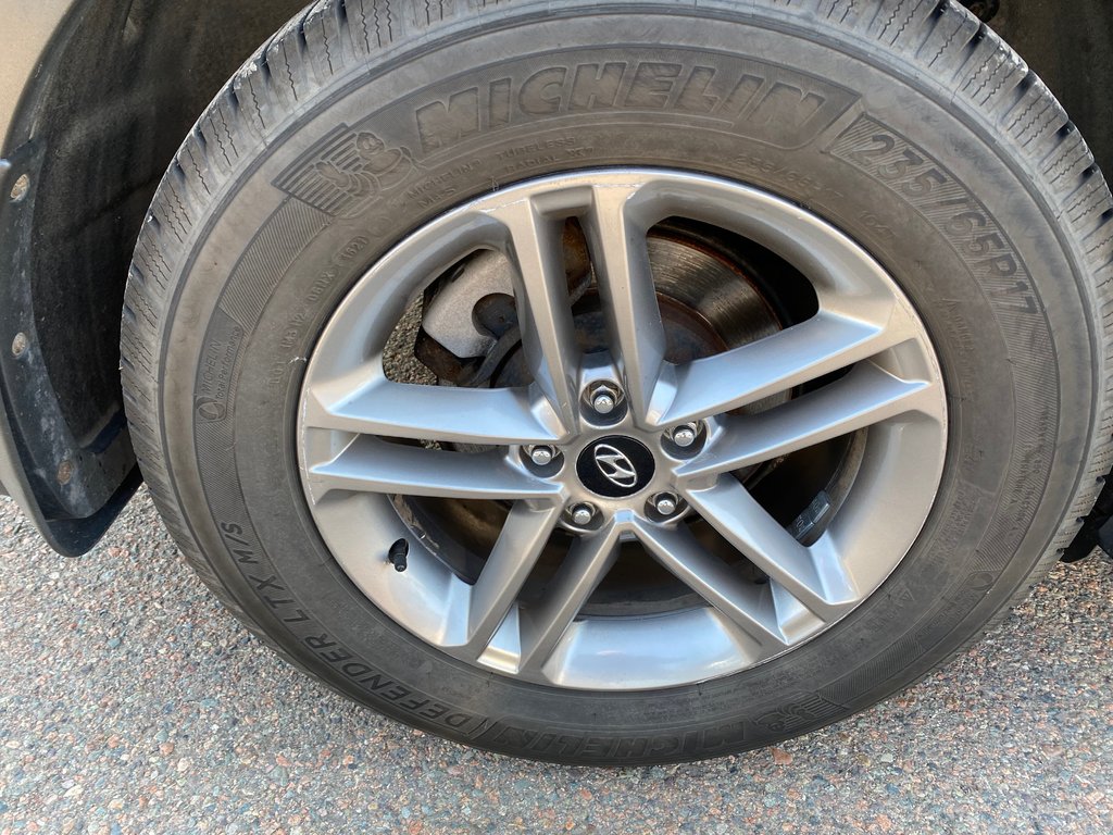 2017 Hyundai Santa Fe Sport Premium in Amherst, Nova Scotia - 8 - w1024h768px