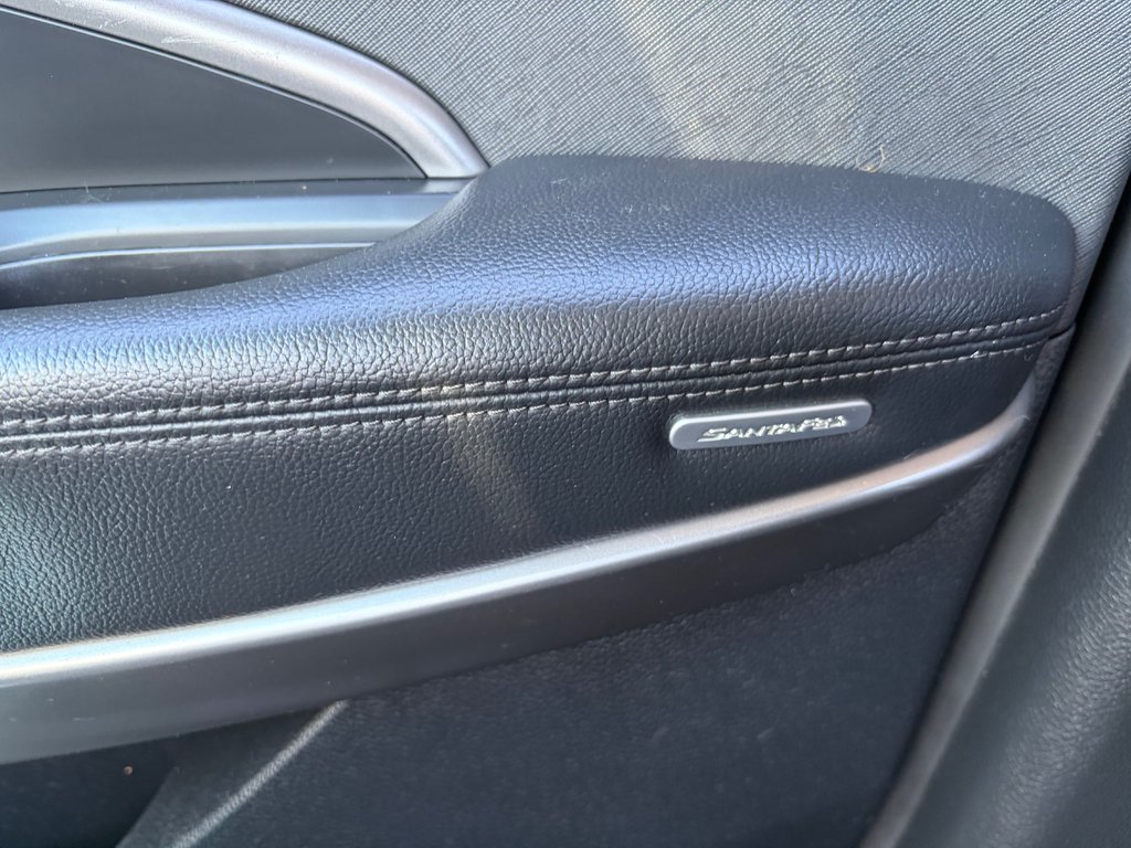 2016 Hyundai Santa Fe XL Premium | 7-Pass | Cam | HtdWheel | USB | Keyless in Amherst, Nova Scotia - 34 - w1024h768px