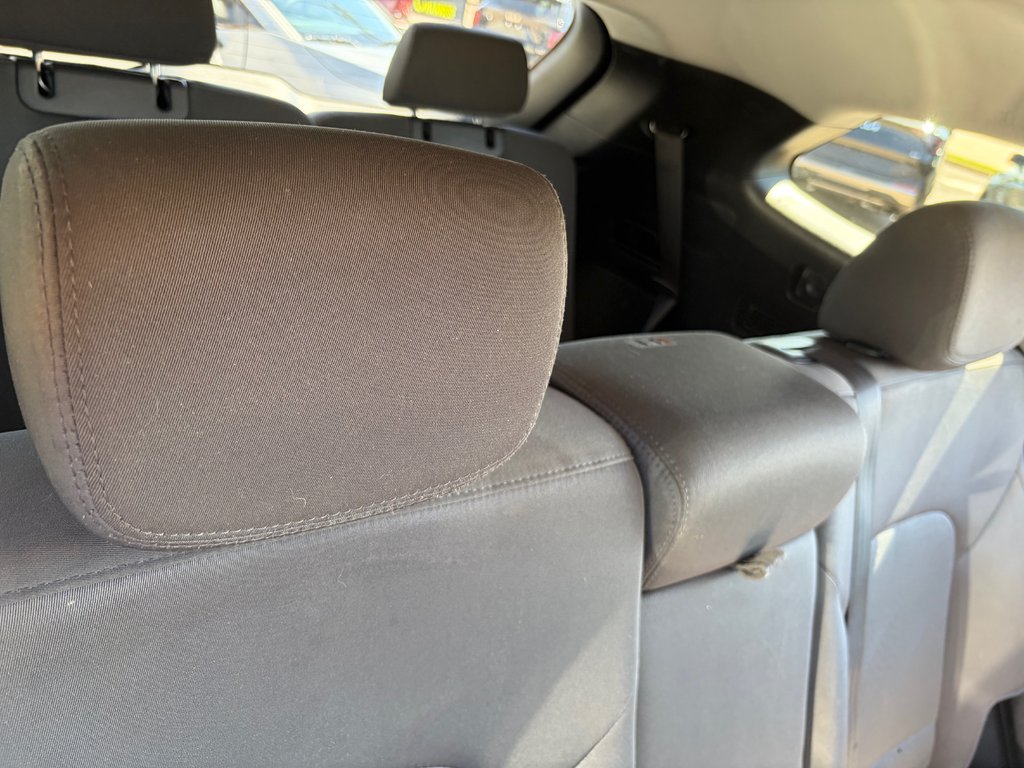 2016 Hyundai Santa Fe XL Premium | 7-Pass | Cam | HtdWheel | USB | Keyless in Amherst, Nova Scotia - 46 - w1024h768px