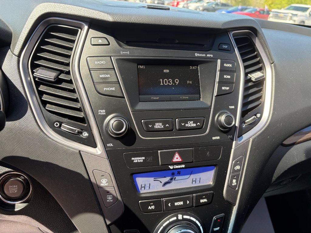 2016 Hyundai Santa Fe XL Premium | 7-Pass | Cam | HtdWheel | USB | Keyless in Amherst, Nova Scotia - 21 - w1024h768px