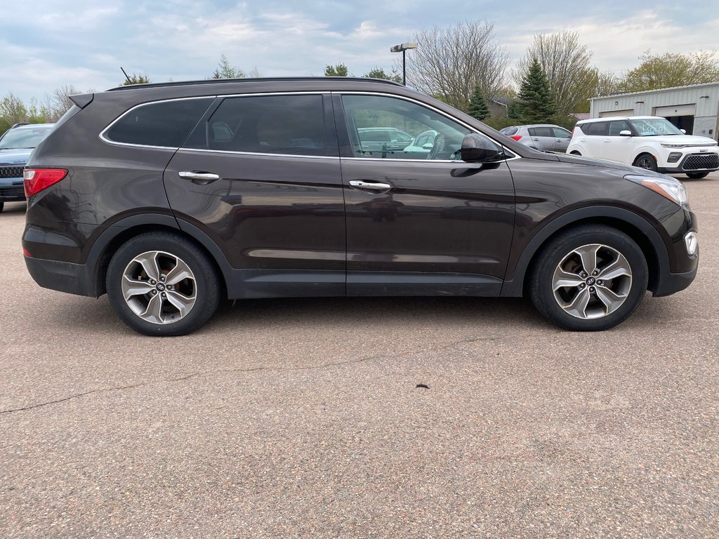 Hyundai Santa Fe XL Premium 2016 à Amherst, Nouvelle-Écosse - 3 - w1024h768px