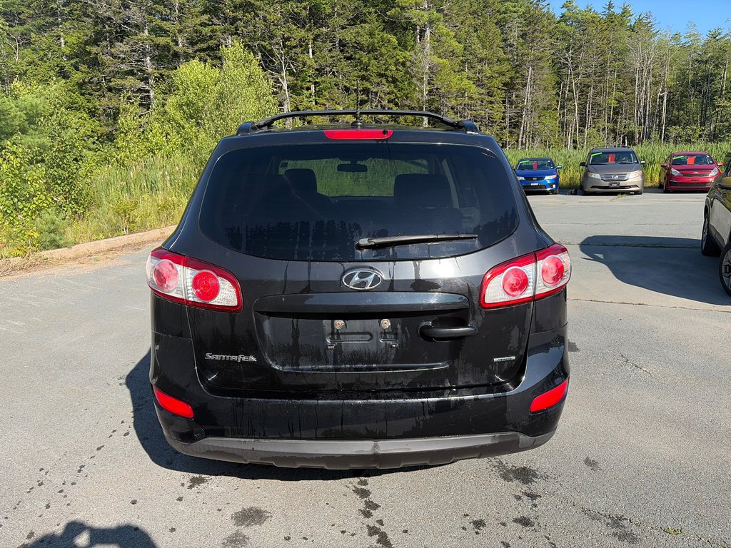 Hyundai Santa Fe GL | Cam | USB | HtdSeats | Bluetooth | Keyless 2012 à Amherst, Nouvelle-Écosse - 6 - w1024h768px