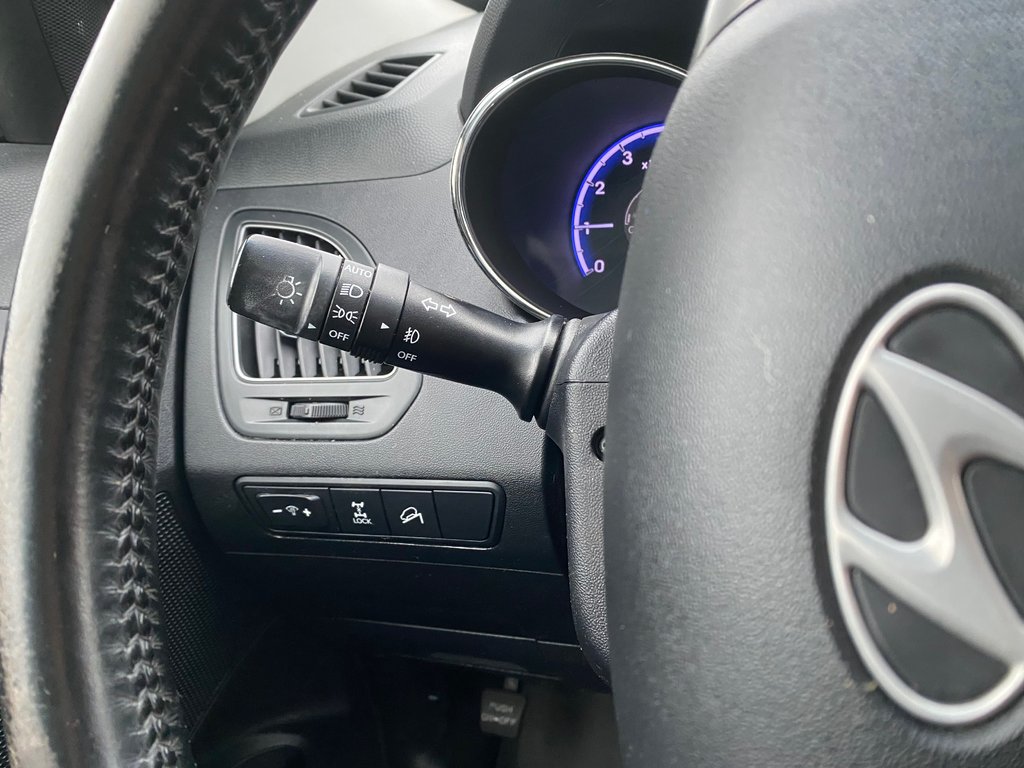 2014 Hyundai TUCSON LIMITED in Hebbville, Nova Scotia - 13 - w1024h768px