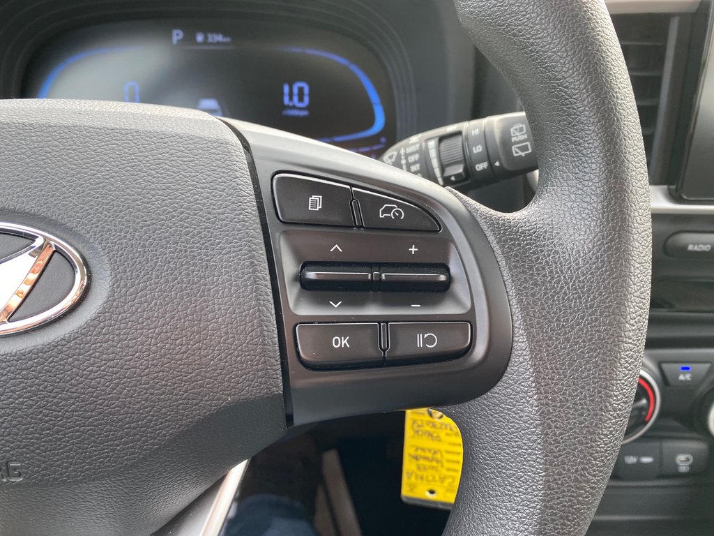 Hyundai VENUE Essential | Cam | USB | HtdSeat | Warranty to 2029 2023 à Amherst, Nouvelle-Écosse - 19 - w1024h768px