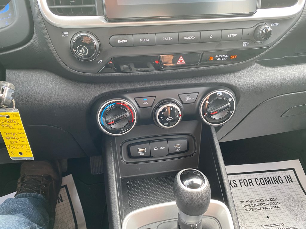 Hyundai VENUE Essential | Cam | USB | HtdSeat | Warranty to 2029 2023 à Amherst, Nouvelle-Écosse - 24 - w1024h768px
