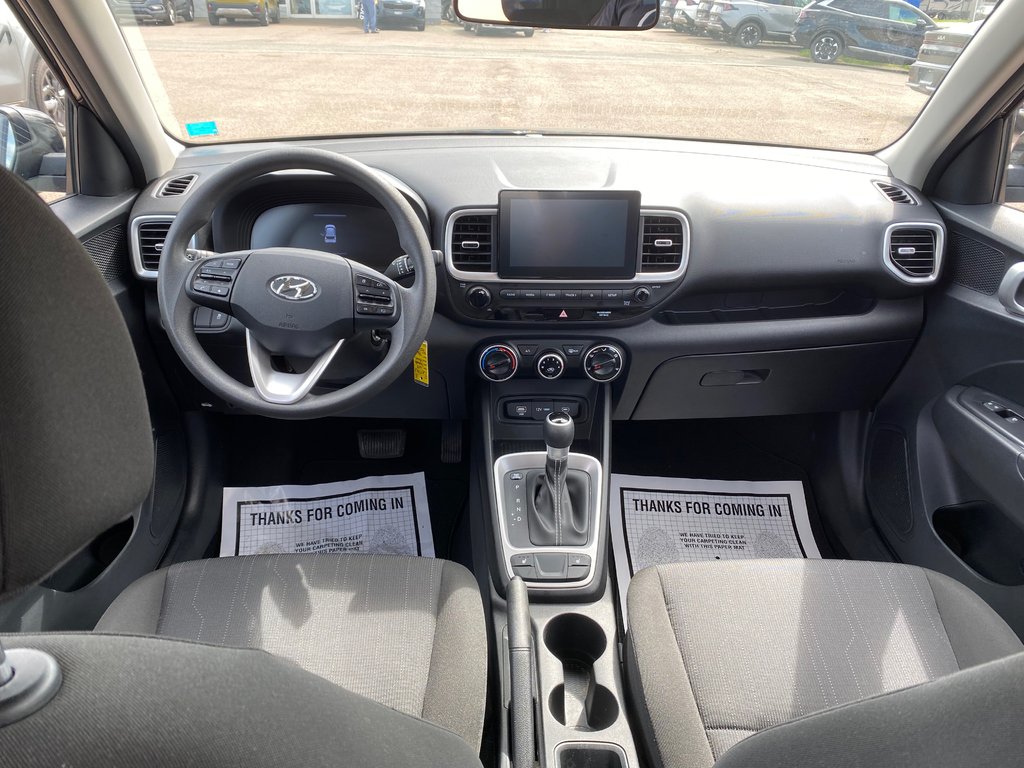 Hyundai VENUE Essential | Cam | USB | HtdSeat | Warranty to 2029 2023 à Amherst, Nouvelle-Écosse - 34 - w1024h768px