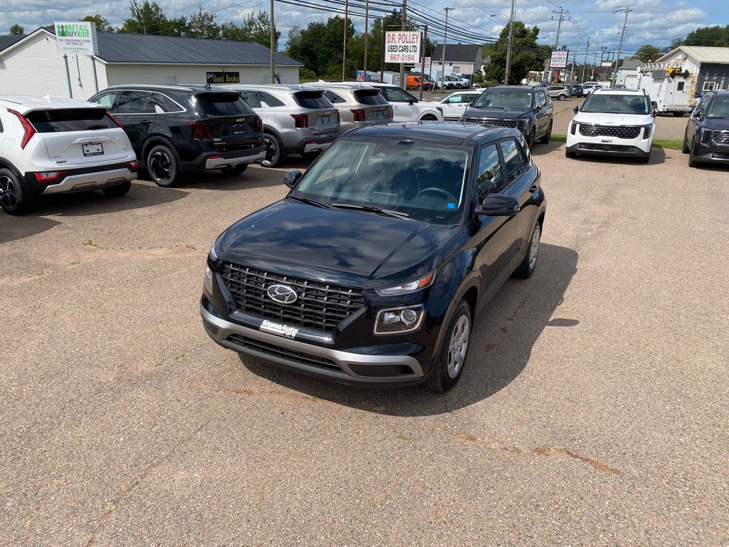 Hyundai VENUE Essential | Cam | USB | HtdSeat | Warranty to 2029 2023 à Amherst, Nouvelle-Écosse - 50 - w1024h768px