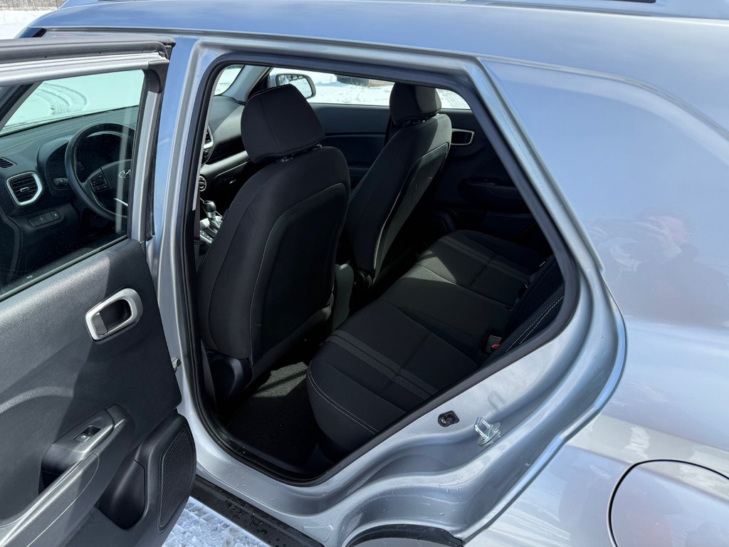2024 Hyundai Venue Preferred | Cam | USB | HtdSeat | Warranty to 2029 in Bridgewater, New Brunswick - 24 - w1024h768px