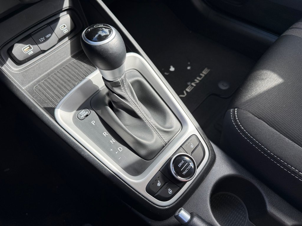 2024 Hyundai Venue Preferred | Cam | USB | HtdSeat | Warranty to 2029 in Bridgewater, New Brunswick - 43 - w1024h768px