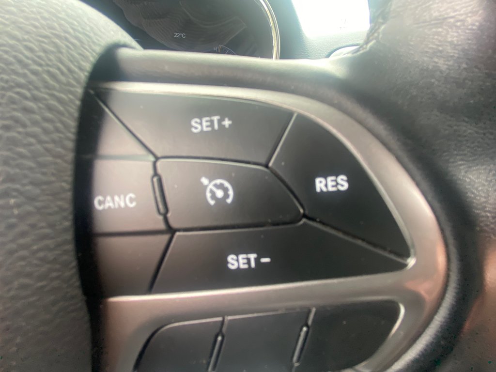 2021 Jeep GRAND CHEROKEE LAREDO in Amherst, Nova Scotia - 35 - w1024h768px