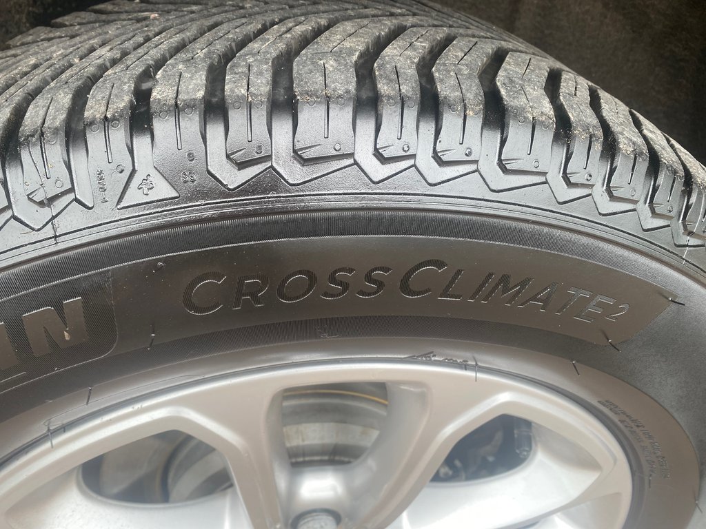 2021 Jeep GRAND CHEROKEE LAREDO in Amherst, Nova Scotia - 12 - w1024h768px
